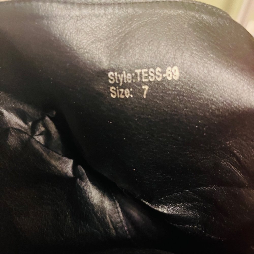 👢Incredible Over the Knee Velvet Floral Pattern High Heel Boots! - Picture 8 of 16